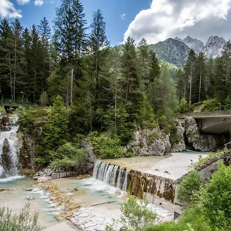 Spica - Private Parking 크라니스카고라